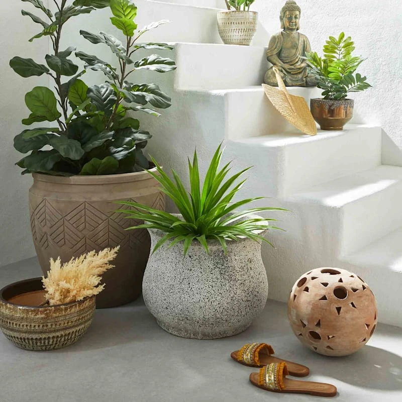 Found & Fable Outdoor Buddha Garden Statue, 16" - Image 5