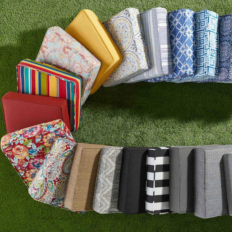 Paisley Chili Gusseted Outdoor Deep Seat Cushion - Image 3